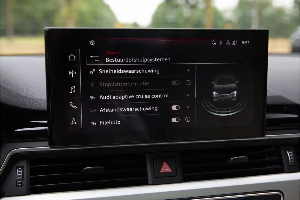 Audi A4 40 TFSI Business Edition 204PK uit 2021, foto 18