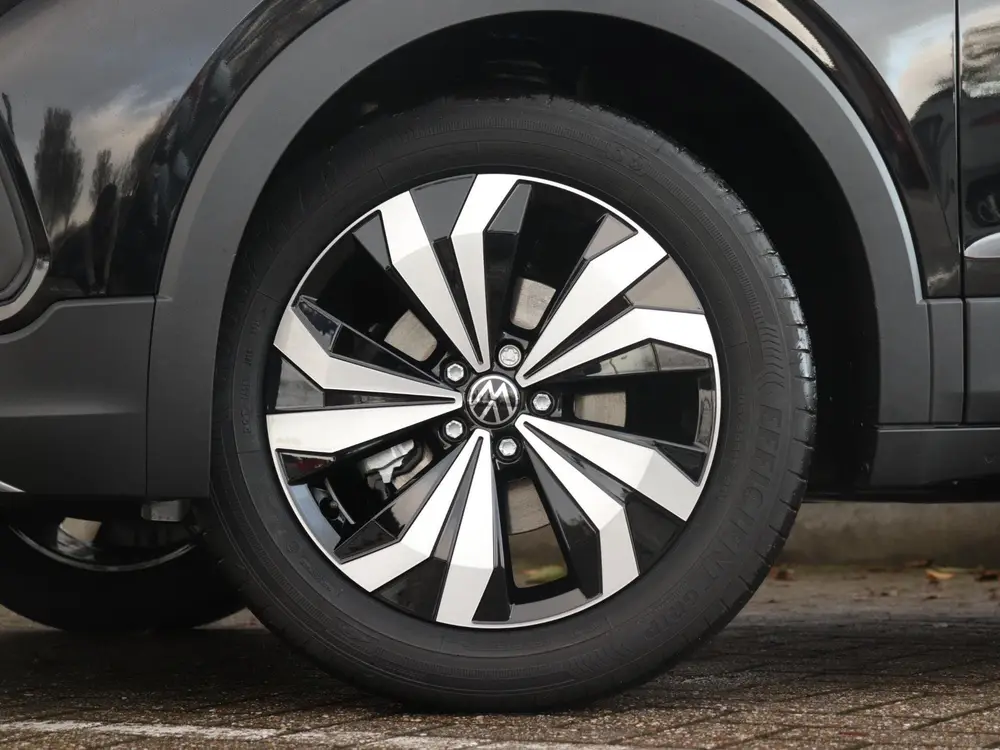 Volkswagen T-Cross 1.0 TSI Life Edition | Stoelverwarming | uit 2026, foto 15