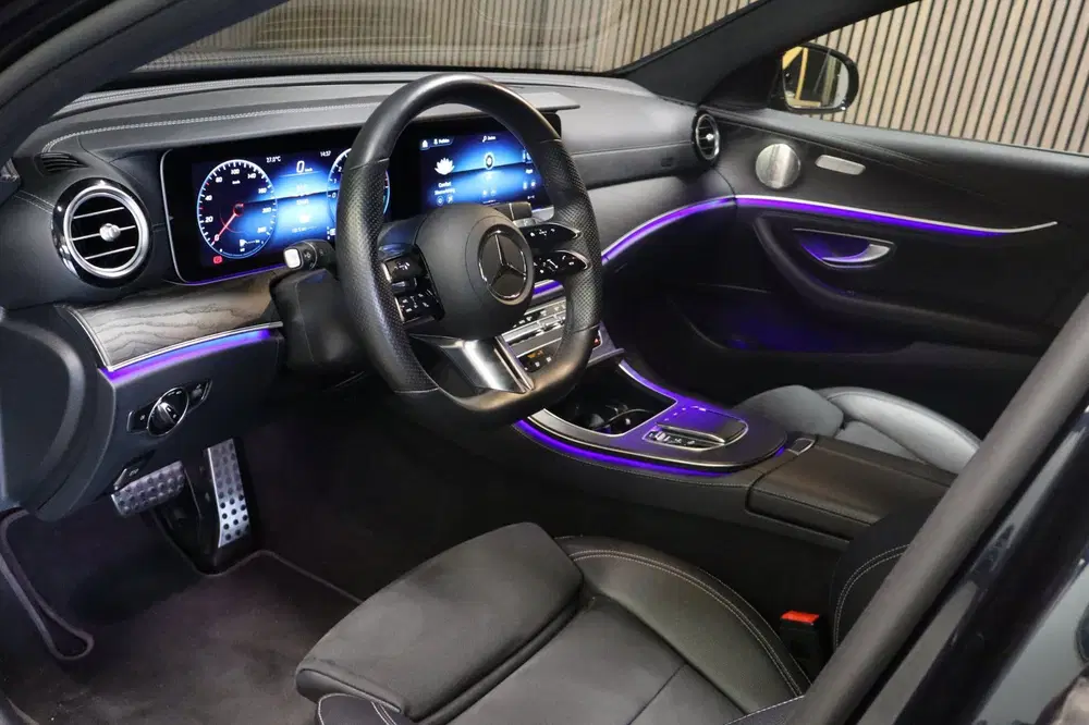 Mercedes-Benz E-Klasse 300 e AMG Line uit 2022, foto 12