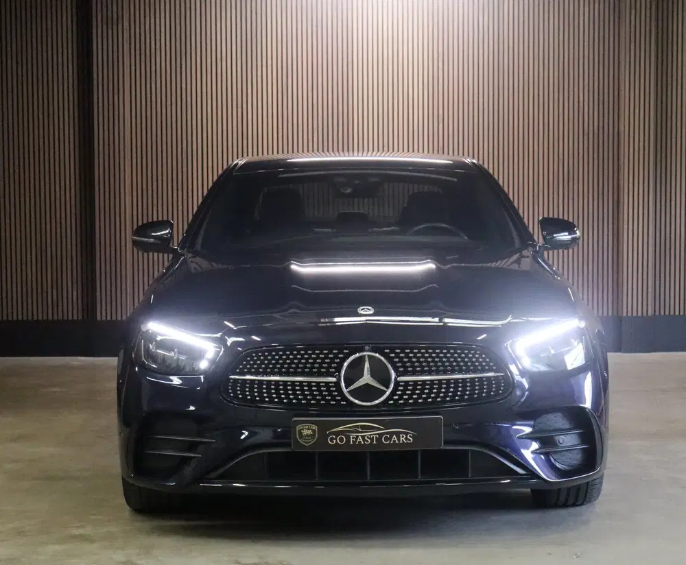Mercedes-Benz E-Klasse 300 e AMG Line uit 2022, foto 2