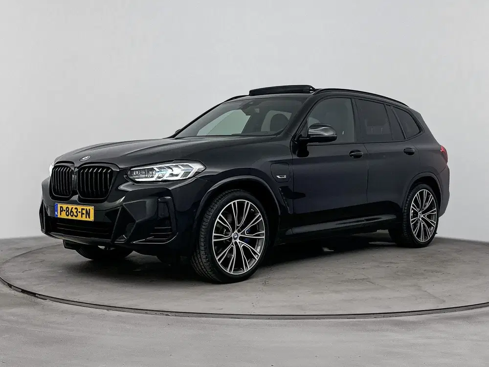 BMW X3 xDrive30e Business Edition Plus uit 2022