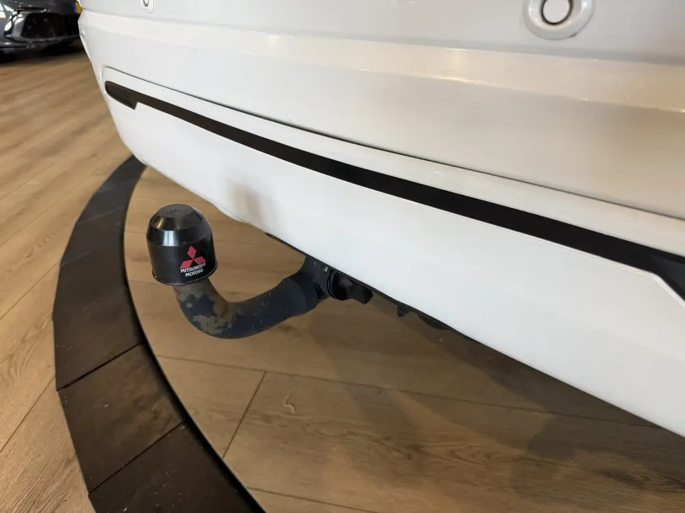 Mitsubishi Outlander 2.4 PHEV S-Edition Airco ECC | Panorama uit 2019, foto 12