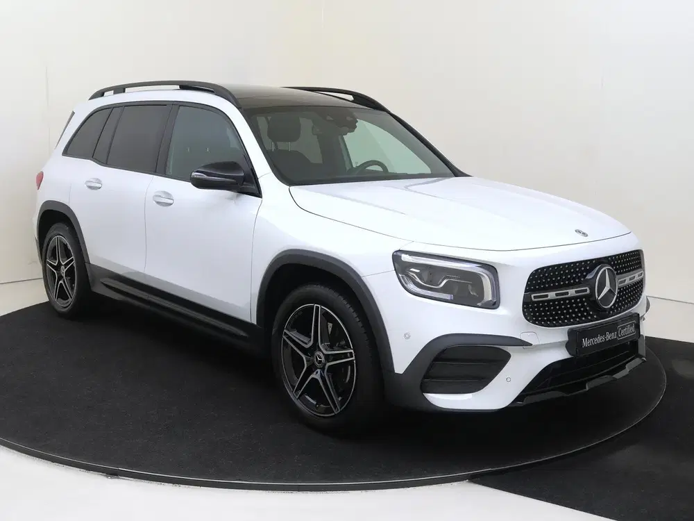 Mercedes-Benz GLB 180 Business Solution AMG Panoramadak uit 2021, foto 2