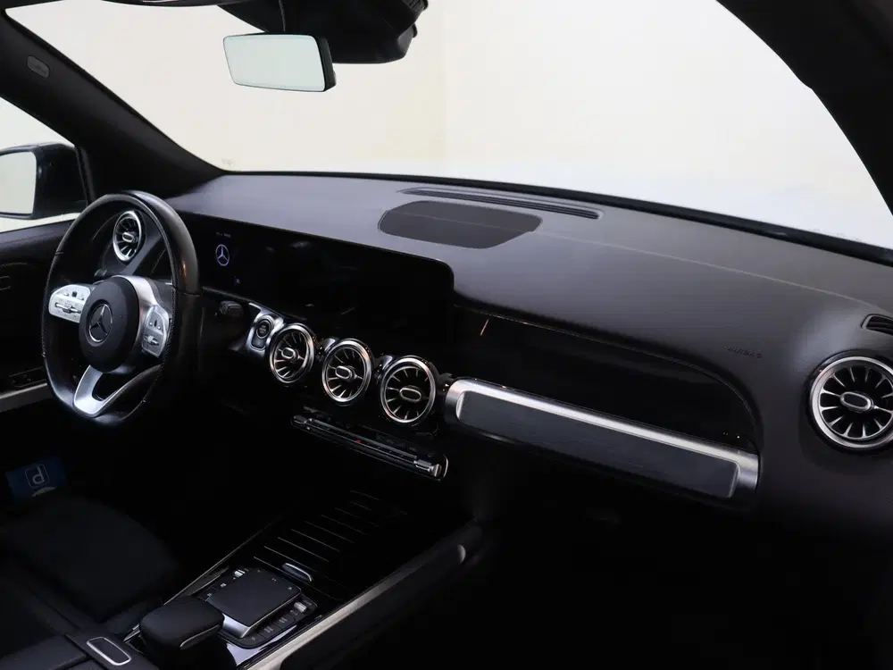 Mercedes-Benz GLB 180 Business Solution AMG Panoramadak uit 2021, foto 5
