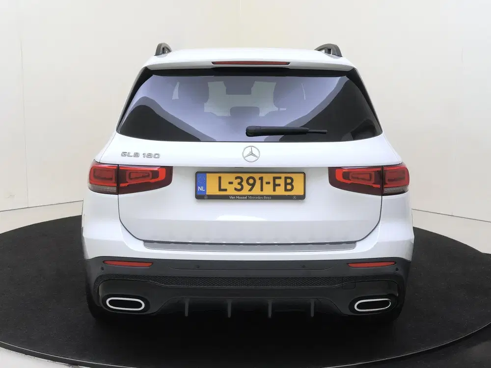 Mercedes-Benz GLB 180 Business Solution AMG Panoramadak uit 2021, foto 7