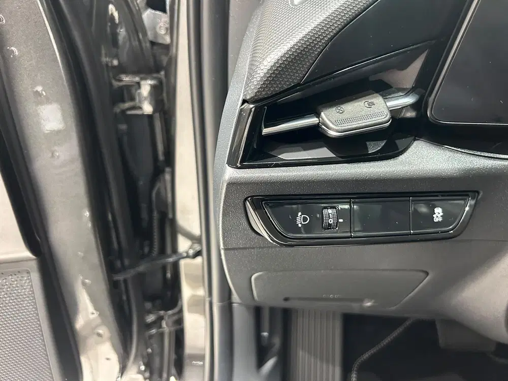 Kia Niro 64 uit 2024, foto 10