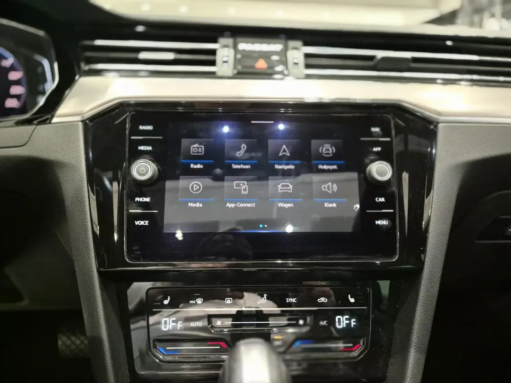 Volkswagen Passat Variant 1.5 TSI Elegance Business R | Pano uit 2021, foto 9