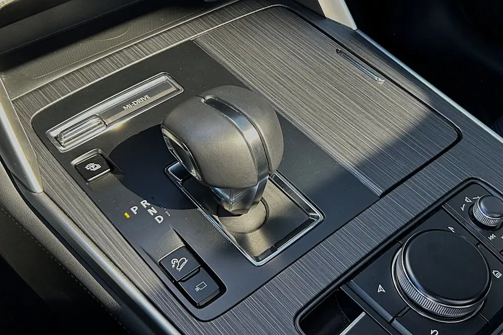 Mazda CX-80 2.5 e-SkyActiv PHEV Homura Plus 7-PERSOONS uit 2025, foto 11