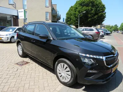 Skoda Kamiq 1.0 TSI ESSENSE 05 uit 2024