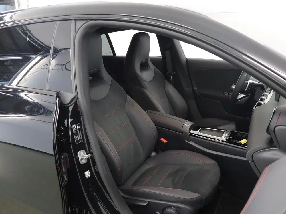 Mercedes-Benz CLA 250 e Star Edition A uit 2025, foto 10