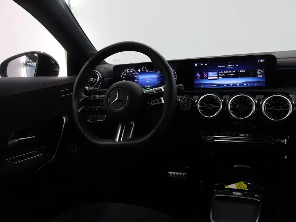 Mercedes-Benz CLA 250 e Star Edition A uit 2025, foto 9