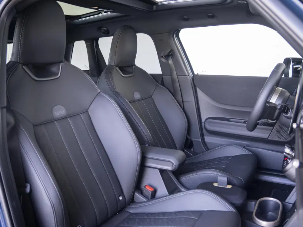 Mini Overig C Favoured M-Pakket + Glazen panoramadak + uit 2026, foto 4