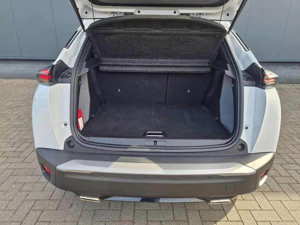 Peugeot 2008 1.2 131pk EAT8 Allure uit 2024, foto 15