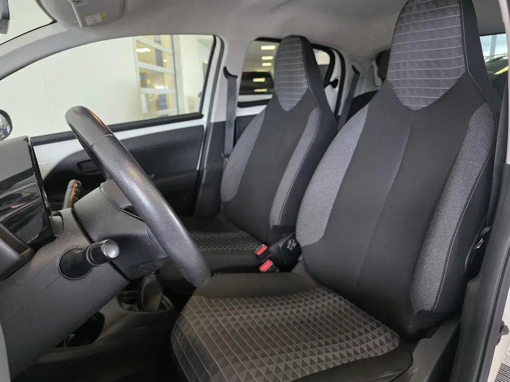 Peugeot 108 1.0 e-VTi Active uit 2021, foto 10