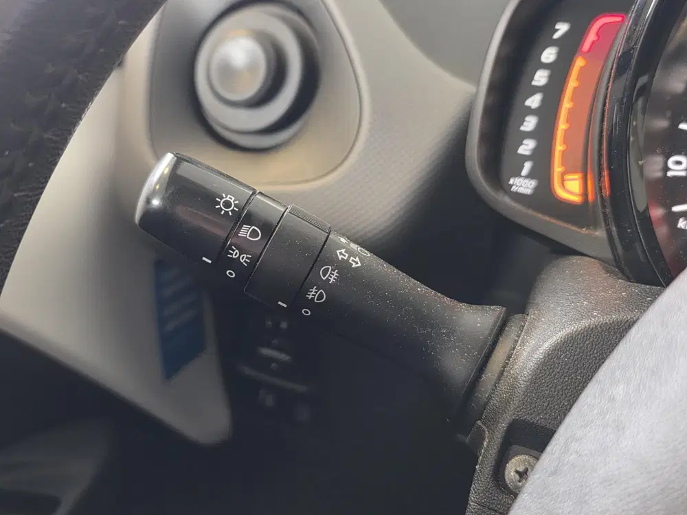 Peugeot 108 1.0 e-VTi Active uit 2021, foto 12