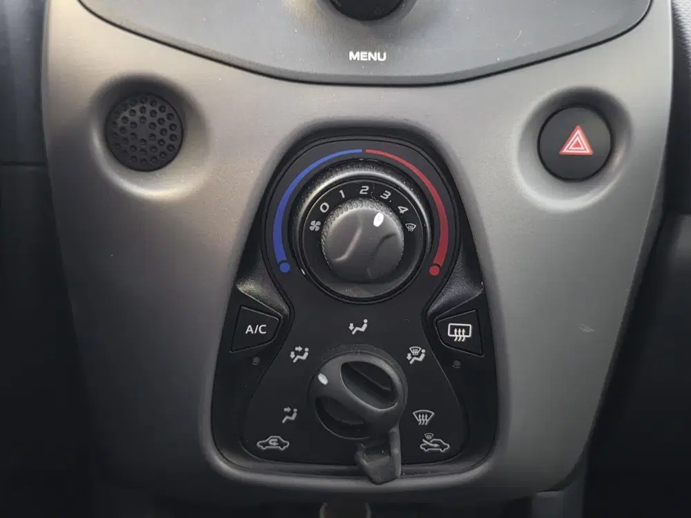 Peugeot 108 1.0 e-VTi Active uit 2021, foto 17