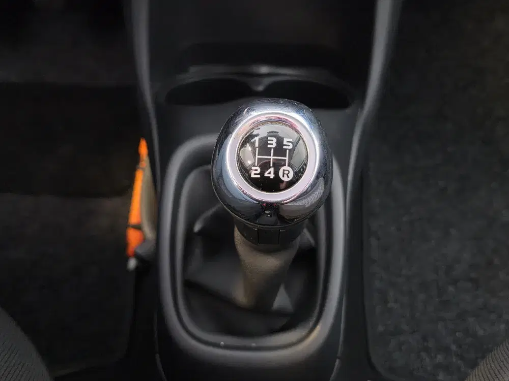 Peugeot 108 1.0 e-VTi Active uit 2021, foto 18