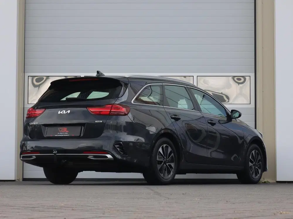 Kia Ceed 1.6 GDI PHEV 140PK DynamicPlusLine uit 2022, foto 2
