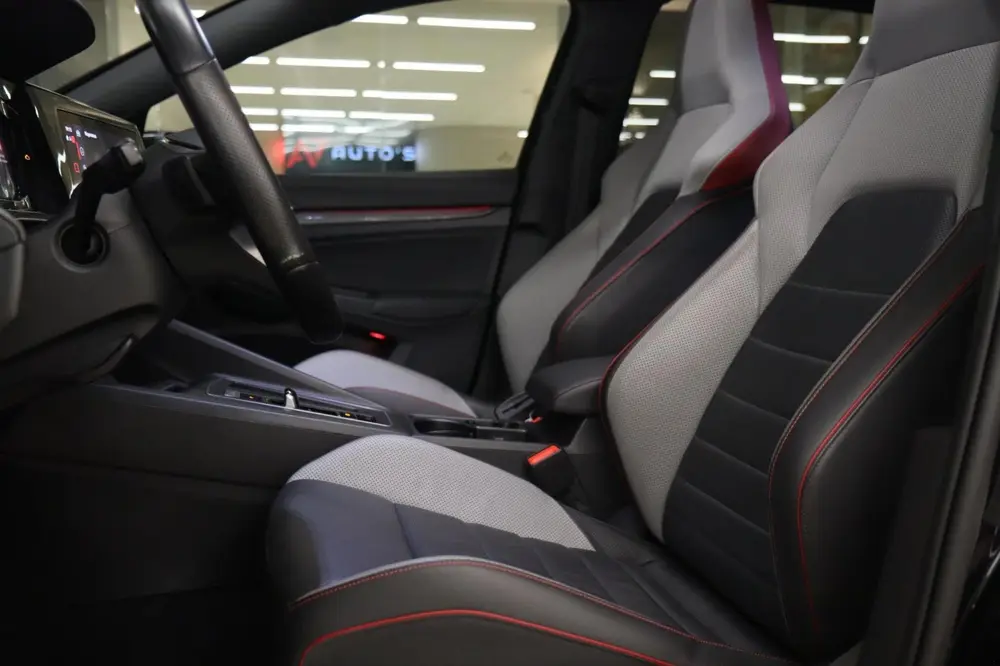 Volkswagen Golf 2.0 TSI GTI 45 JAHRE CLUBSPORT AKRA/PANO/ACC uit 2022, foto 13