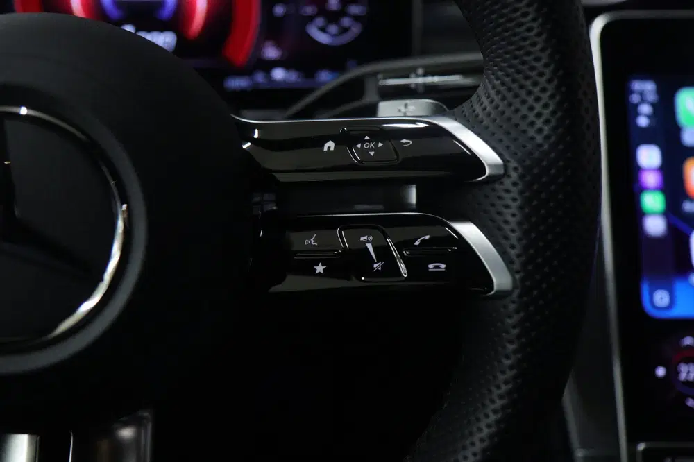 Mercedes-Benz C-Klasse 300 E AMG Line uit 2021, foto 16