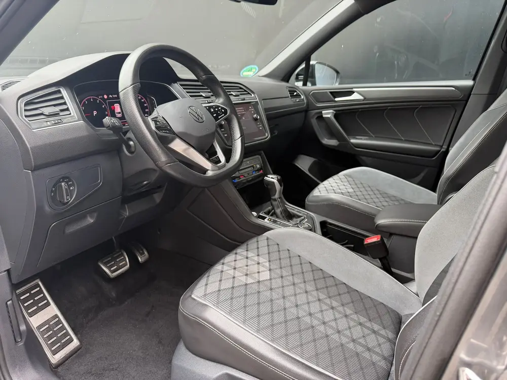 Volkswagen Tiguan AllSpace 2.0 TSI R-Line Edition - 7p 4Moti uit 2024, foto 15