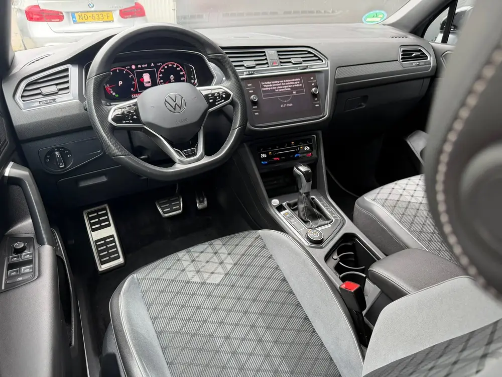 Volkswagen Tiguan AllSpace 2.0 TSI R-Line Edition - 7p 4Moti uit 2024, foto 19