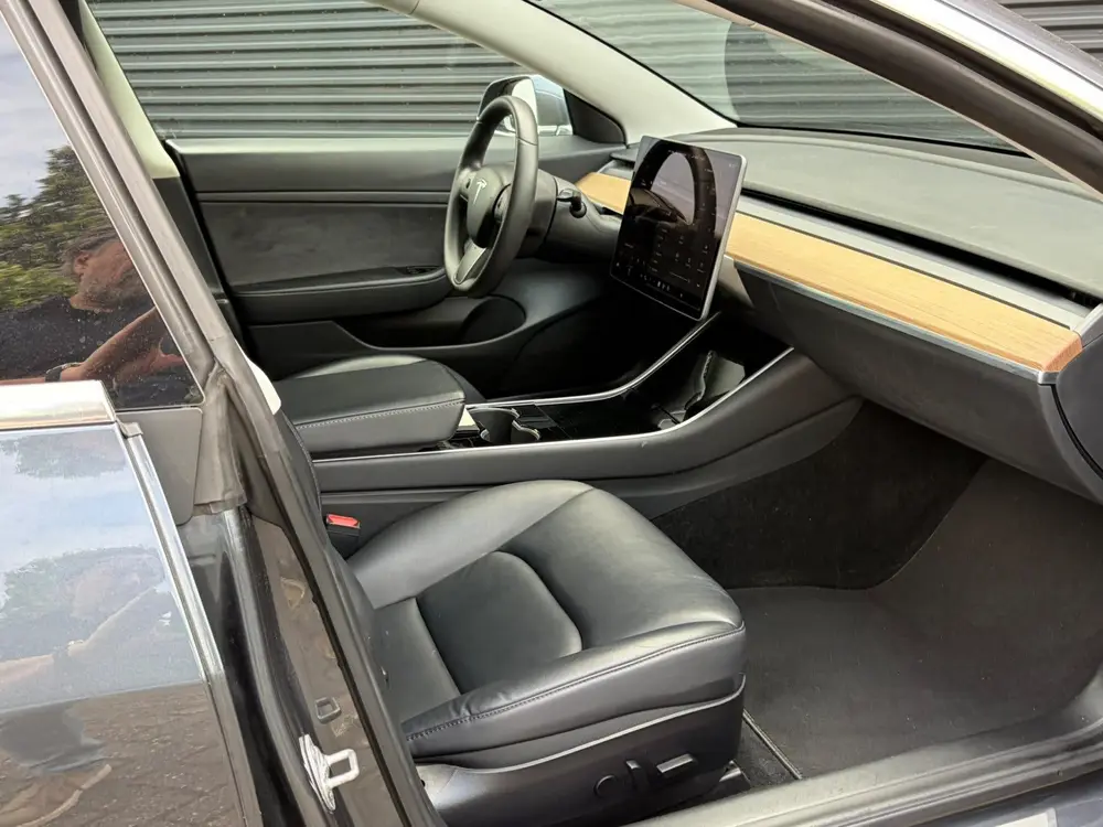 Tesla Model 3 RWD Plus 60 kWh Prijs is Inclusief BTW uit 2020, foto 11