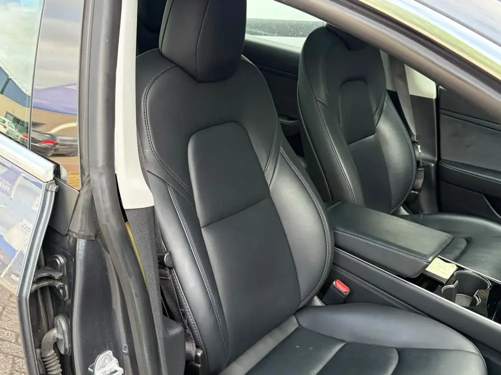 Tesla Model 3 RWD Plus 60 kWh Prijs is Inclusief BTW uit 2020, foto 4