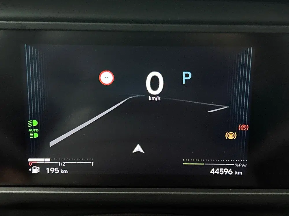 Citroën C4 1.2 Hybrid 136 Business uit 2025, foto 8