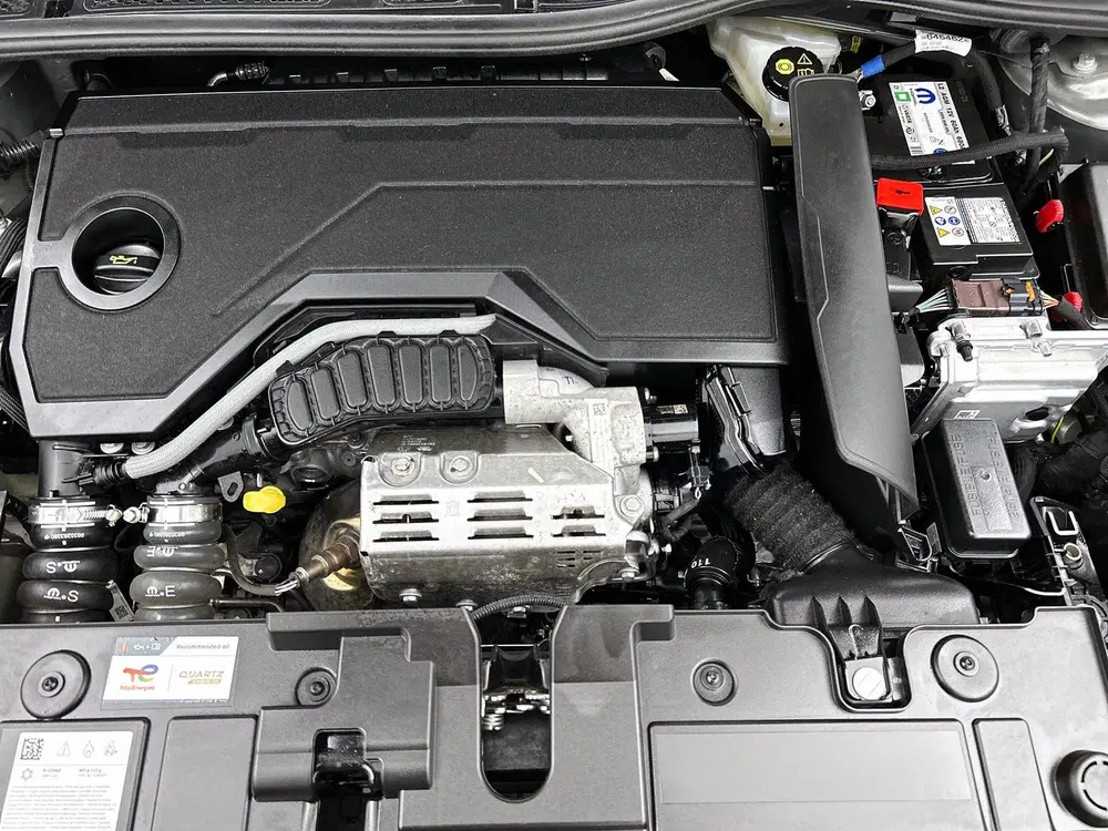 Citroën C4 1.2 Hybrid 136 Business uit 2025, foto 9