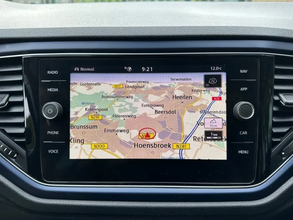 Volkswagen T-ROC 1.5 TSI SPORT Business R Automaat Navi Cru uit 2020, foto 17
