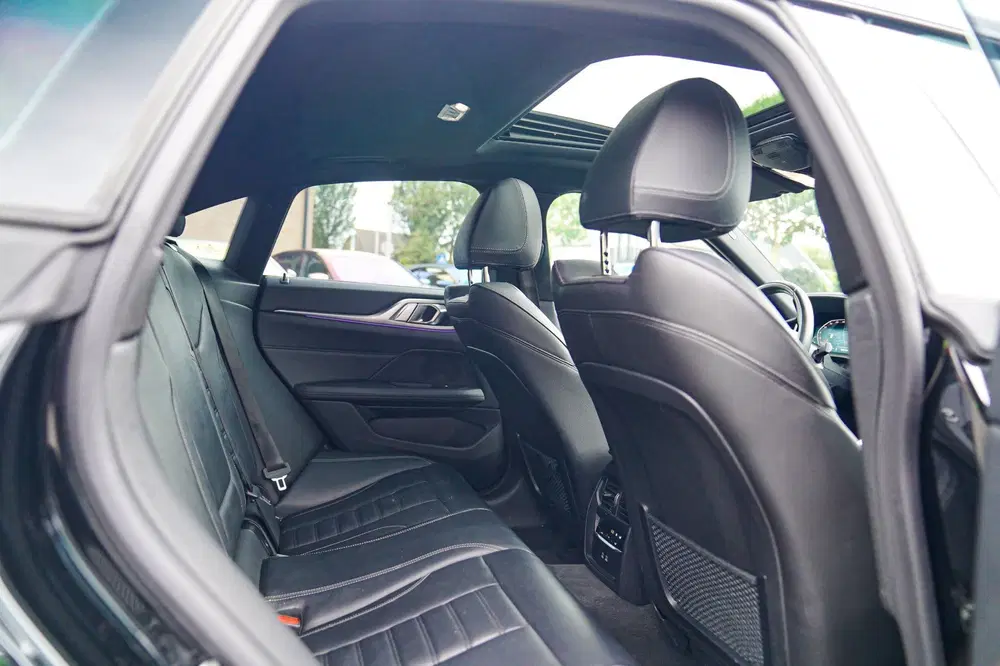 BMW 4-serie 4-serie Gran Coupé 420i Business Edition P uit 2022, foto 17
