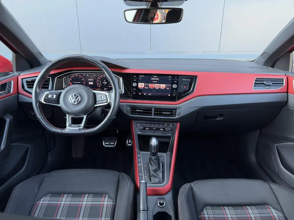 Volkswagen Polo 2.0 TSI GTI PANO | BEATS | VIRTUAL uit 2019, foto 17