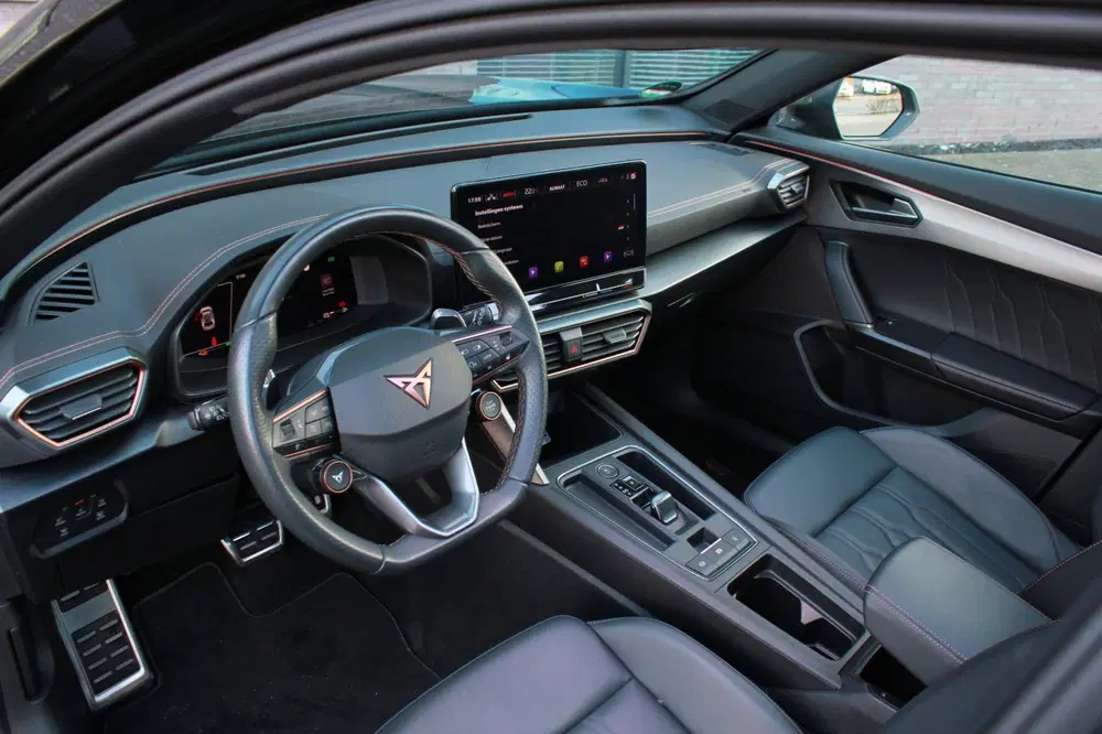 Cupra Formentor 1.4 e-Hybrid VZ Black Edition uit 2022, foto 16