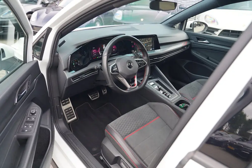 Volkswagen GOLF 2.0 TSI GTI | Stuurwiel verwarming | Lane As uit 2021, foto 18