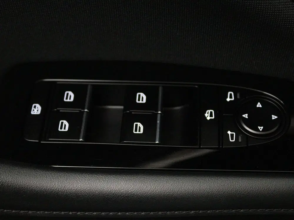 Mazda 3 2.0 e-SkyActiv-X M Hybrid 186 Exclusive-li uit 2024, foto 4