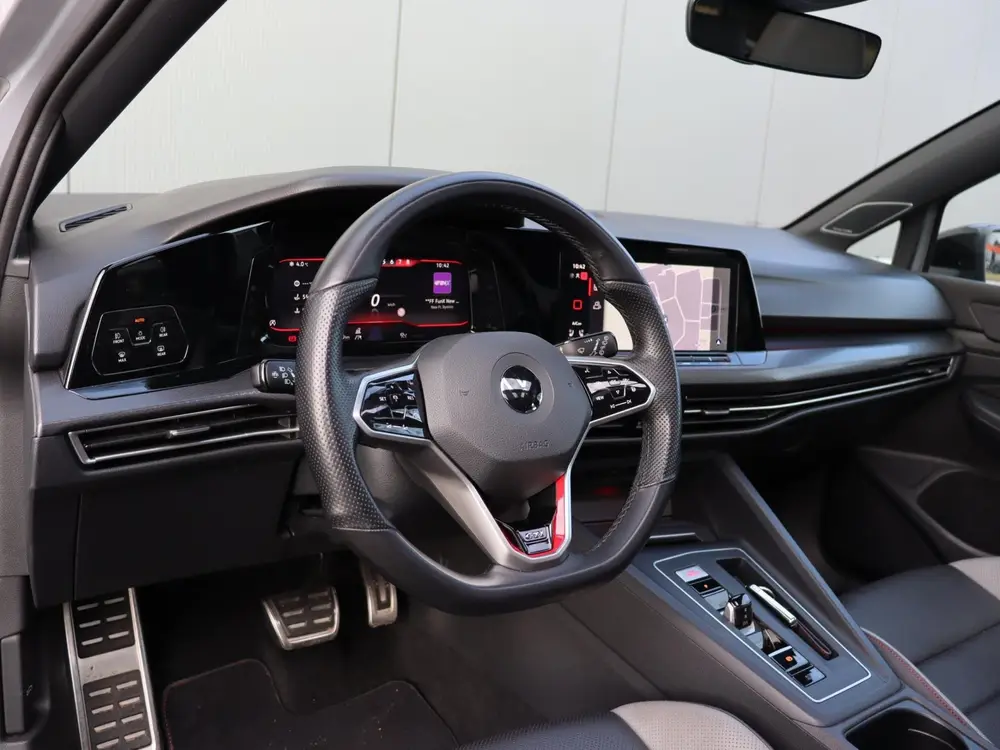 Volkswagen Golf 2.0 TSI GTI 245 PK Panoramdak Leer LED uit 2020, foto 16