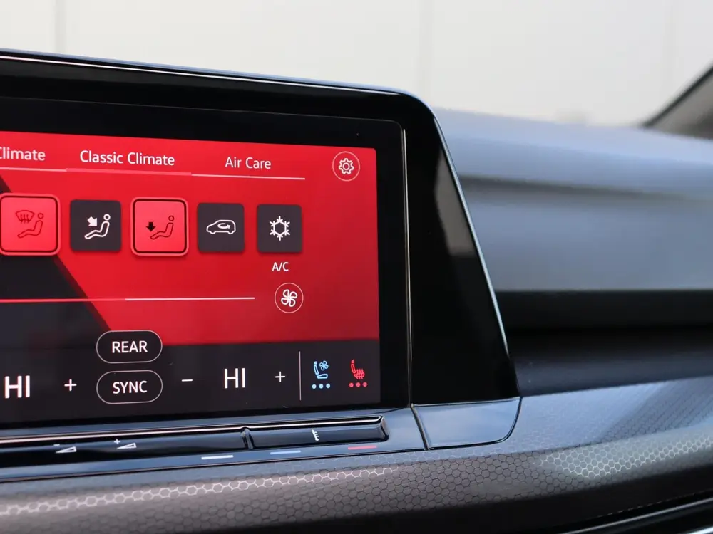 Volkswagen Golf 2.0 TSI GTI 245 PK Panoramdak Leer LED uit 2020, foto 17