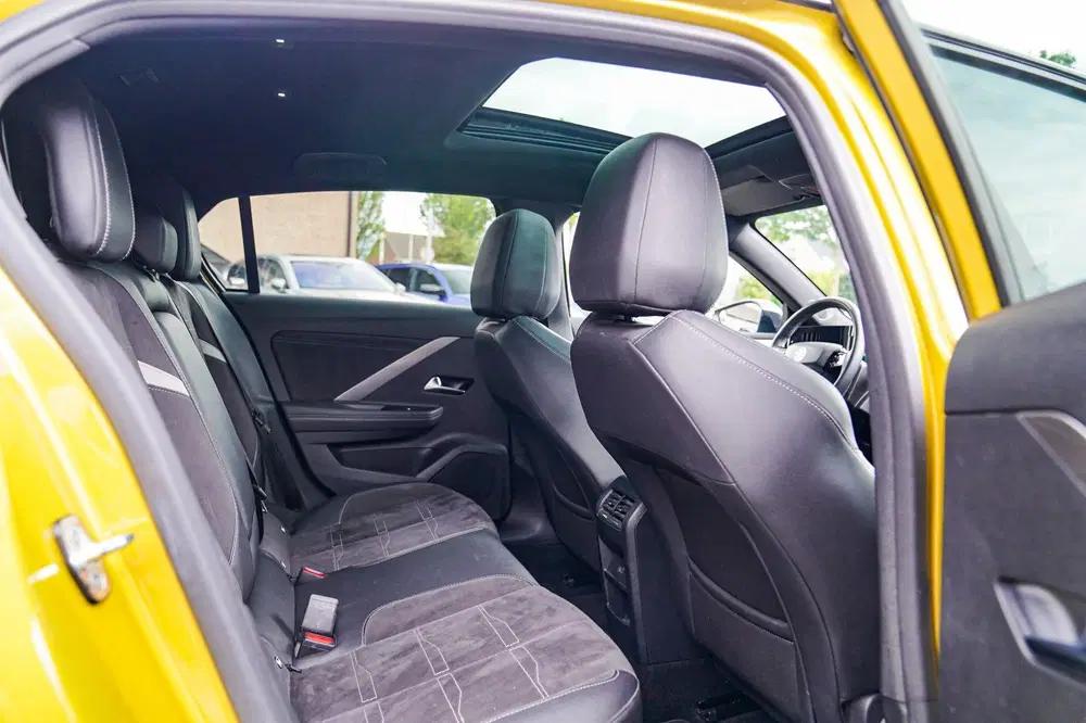 Opel Astra 1.2 Ultimate uit 2022, foto 18