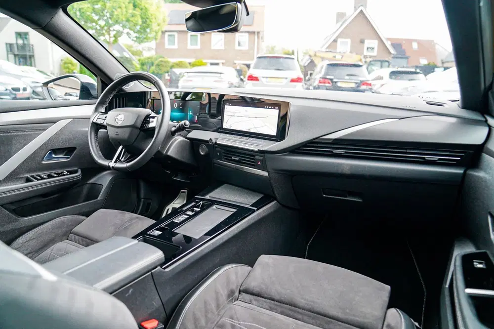 Opel Astra 1.2 Ultimate uit 2022, foto 19
