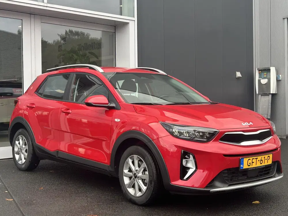 Kia Stonic 1.0 T-GDi MHEV DynamicLine Navigatie uit 2024, foto 4