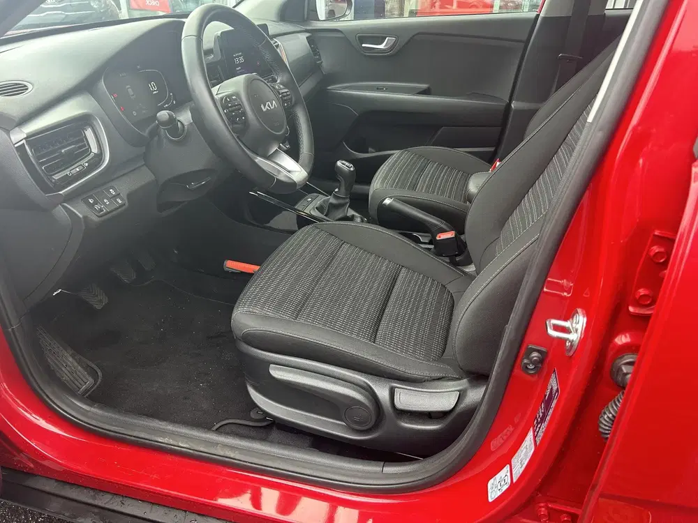 Kia Stonic 1.0 T-GDi MHEV DynamicLine Navigatie uit 2024, foto 8