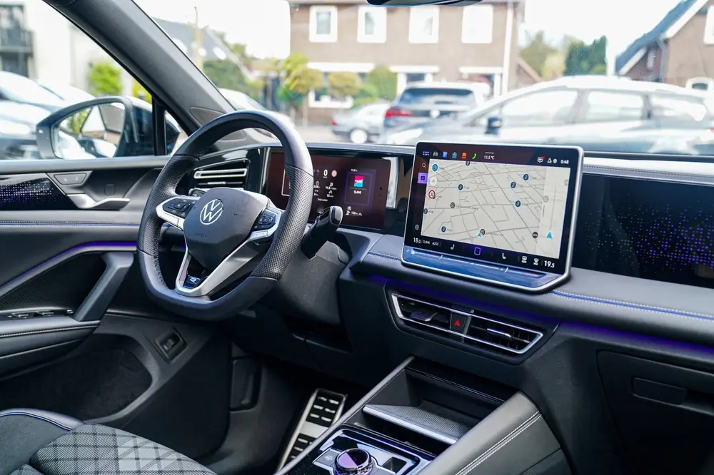 Volkswagen Tiguan 1.5 eTSI R-Line Edition | 360 camera | Mas uit 2025, foto 20