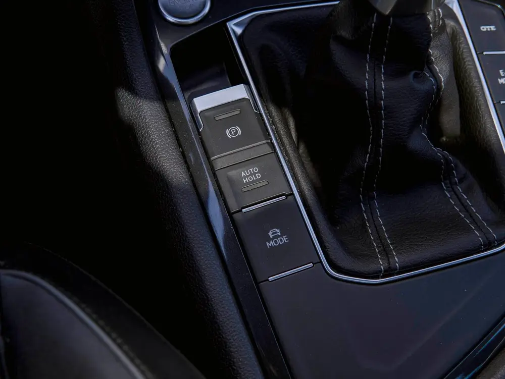 Volkswagen TIGUAN 1.4 TSI eHybrid R-Line Business+ uit 2021, foto 17