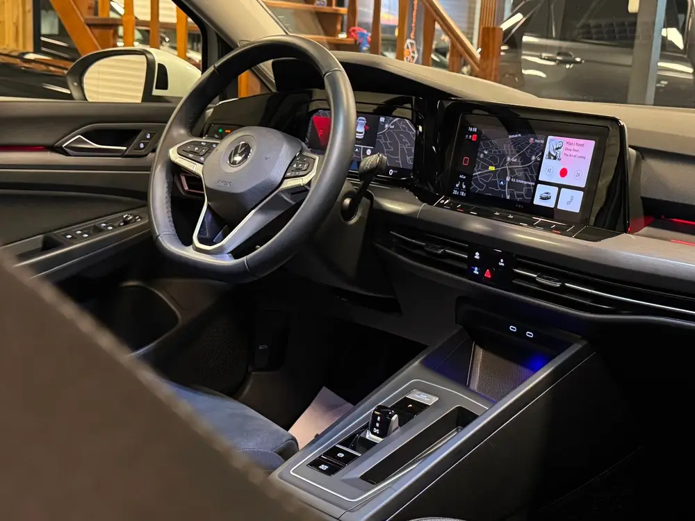 Volkswagen Golf 1.5 eTSI 150 PK |MATRIX|PANO|ACC|IQ.DRIVE|GA uit 2020, foto 2