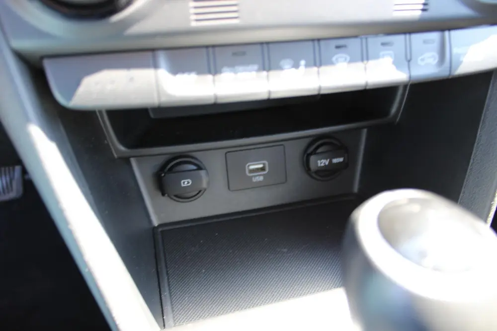 Hyundai Kona 1.6 GDI HEV Comfort Camera / Cruise control / T uit 2019, foto 18