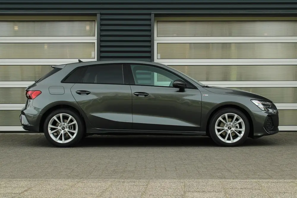 Audi A3 35 TFSI 150pk S Edition uit 2026, foto 3