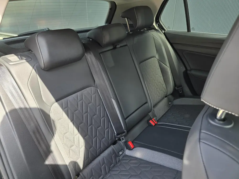 Volkswagen Golf 1.5 eTSI 150pk | Trekhaak | Stoelverwarming uit 2024, foto 7