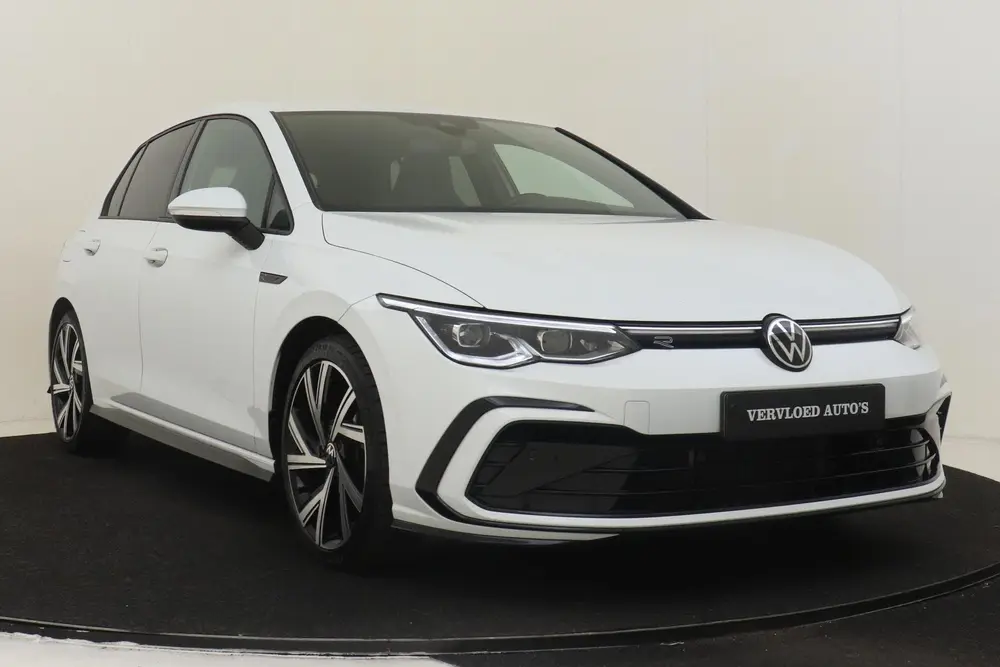 Volkswagen Golf 1.5 eTSI R-LINE -MATRIX.LED|STOEL/STUURVERW. uit 2022, foto 11