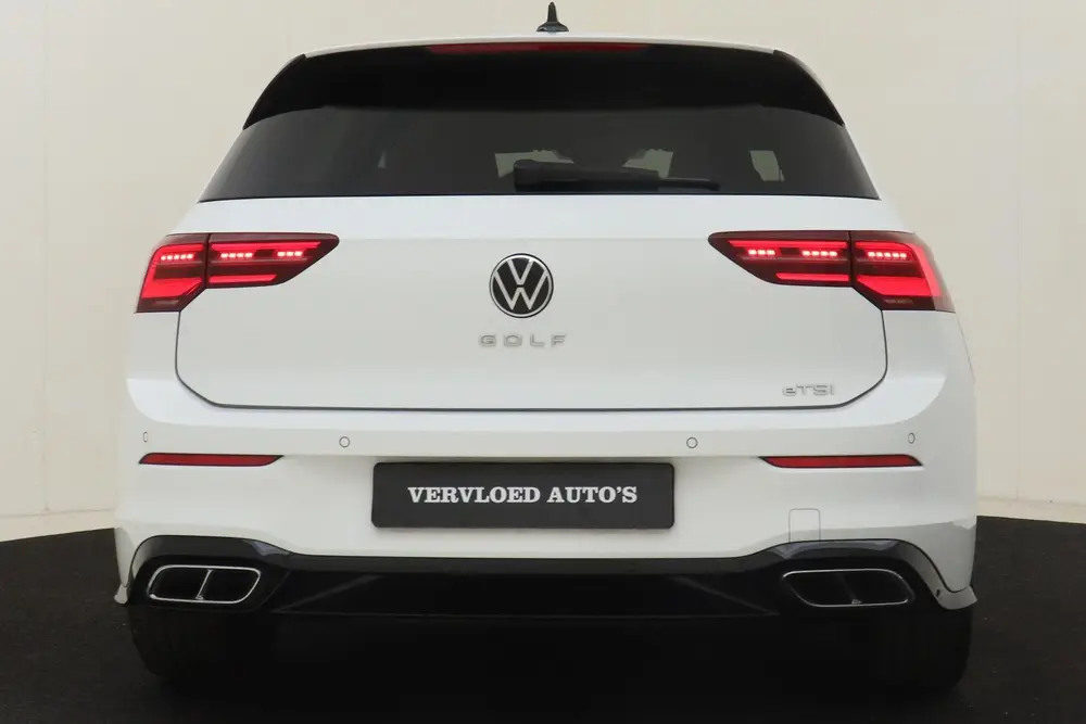 Volkswagen Golf 1.5 eTSI R-LINE -MATRIX.LED|STOEL/STUURVERW. uit 2022, foto 15